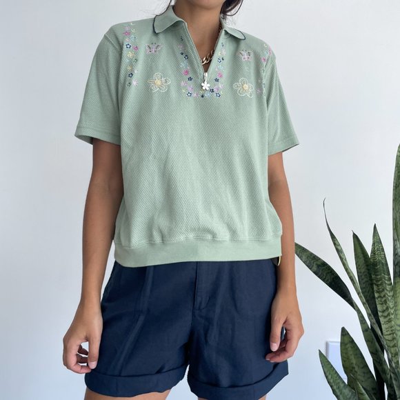Vintage Cotton Blend floral embroidered polo golf top - Picture 3 of 9